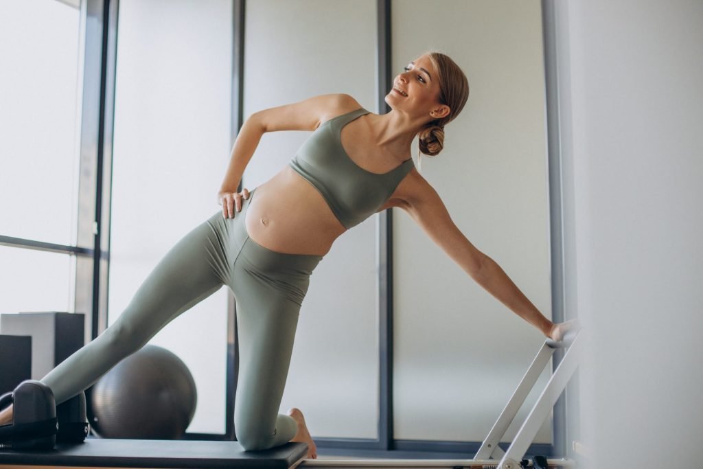 Pilates para embarazadas con reformer
